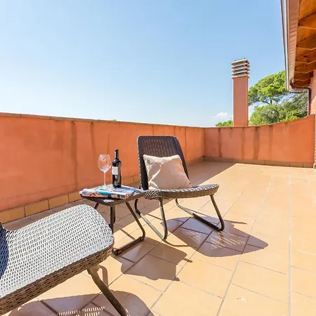 Villa Lola