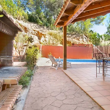 Villa Lola