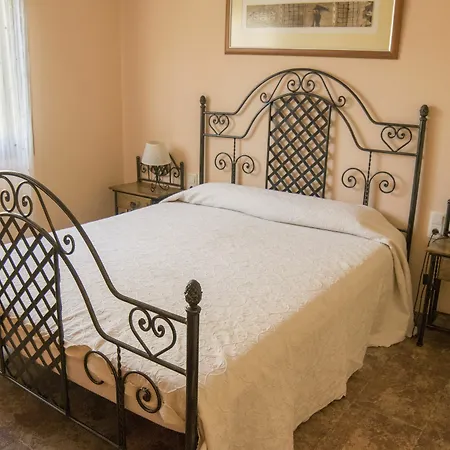 Lola Villa Lloret de Mar